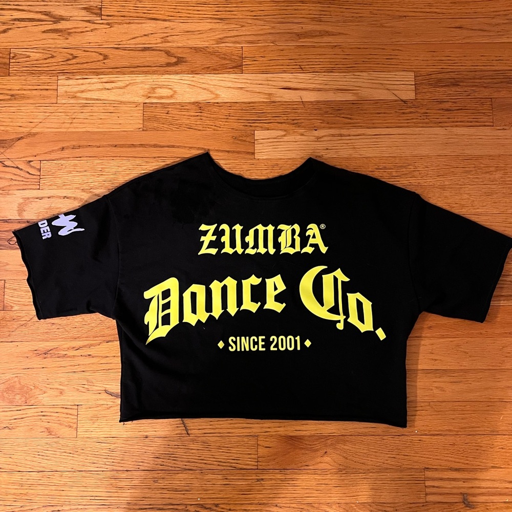 Zumba Insider Fitness Black and Yellow Dance cropped sweatshirt.
